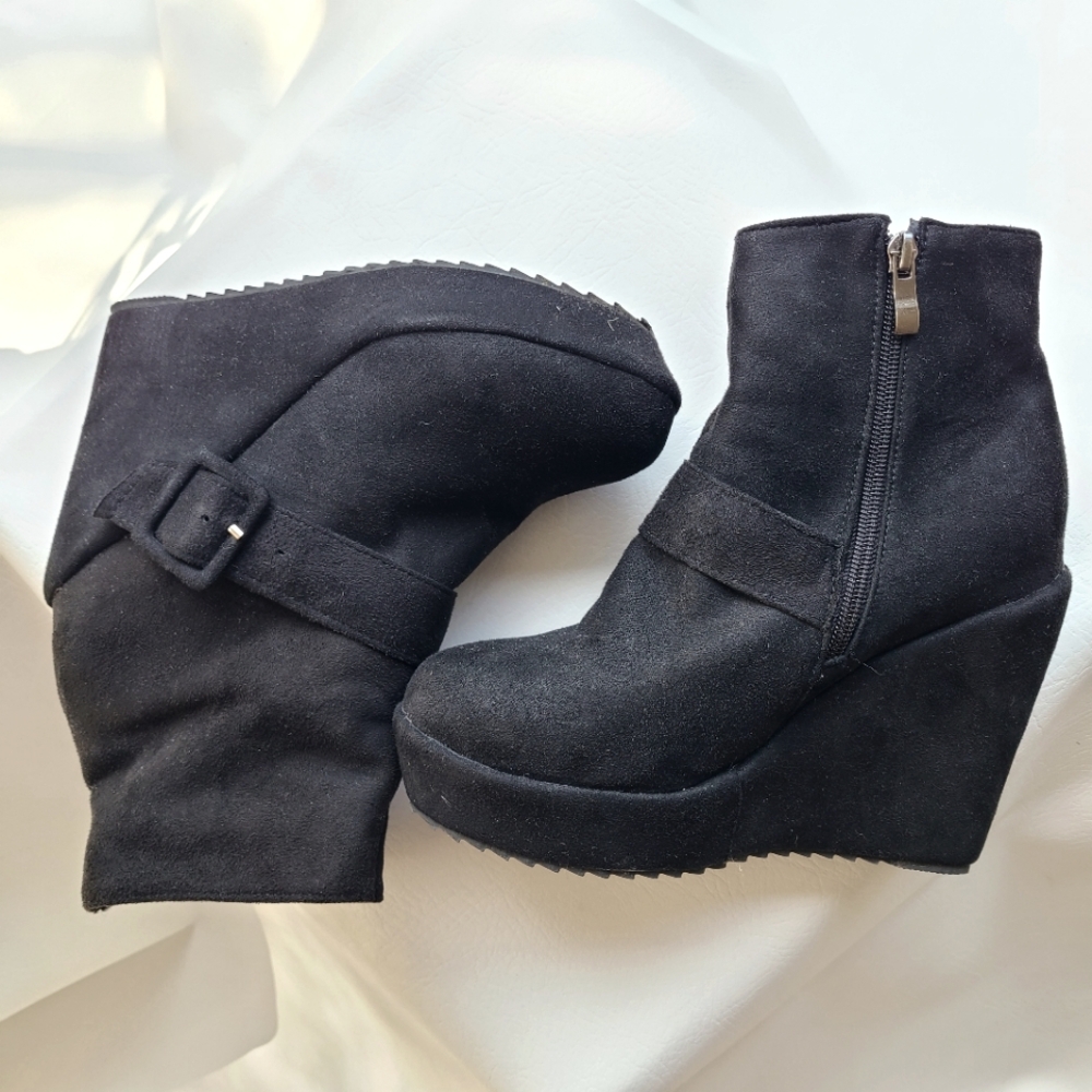 Betastella Women's Platform Wedge Booties Faux Suede Heels Zip Up Ankle Boots